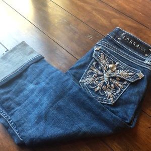 L.A. Idol Crop Jeans Size 0. Lots of bling